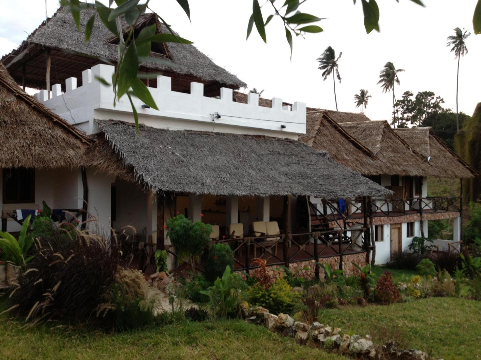 Emerald Bay Resort Kizungu Exterior photo