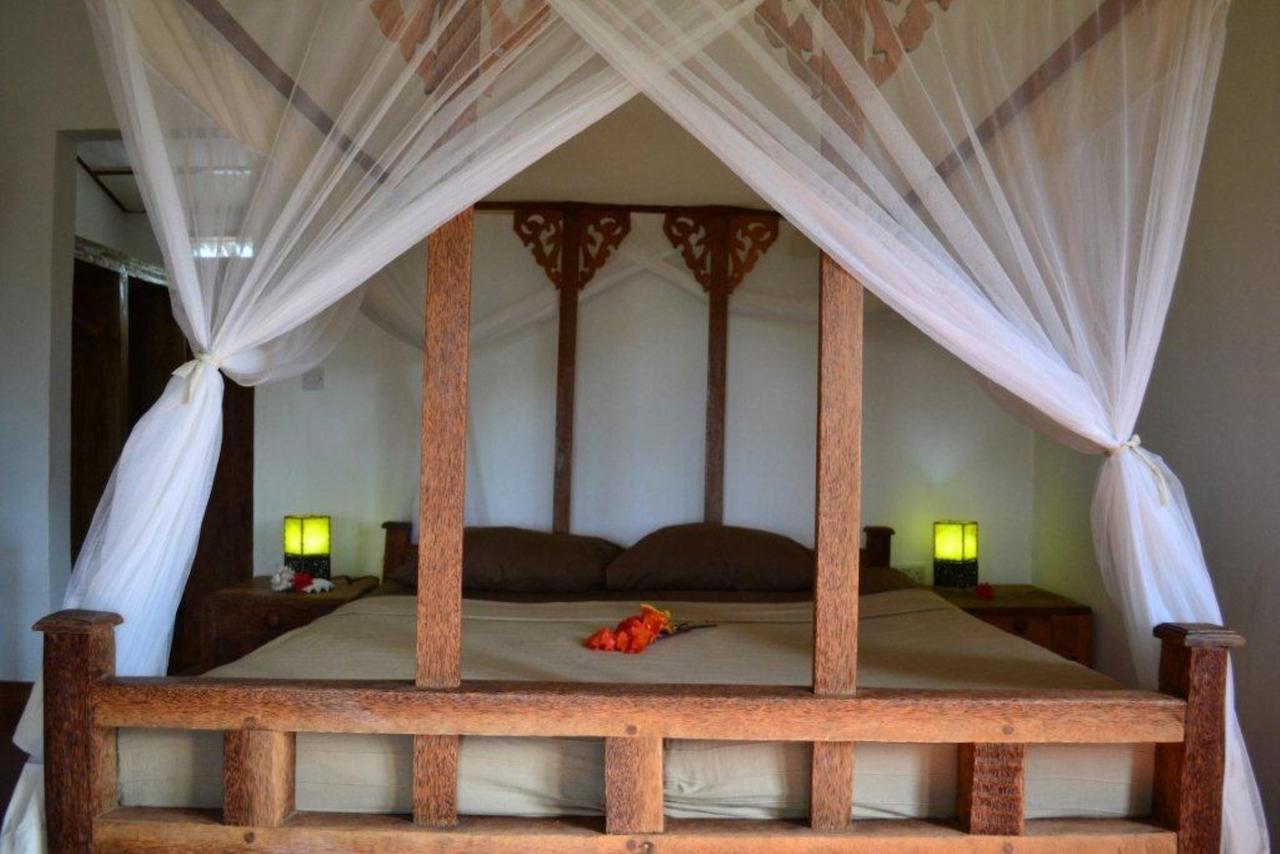 Emerald Bay Resort Kizungu Room photo